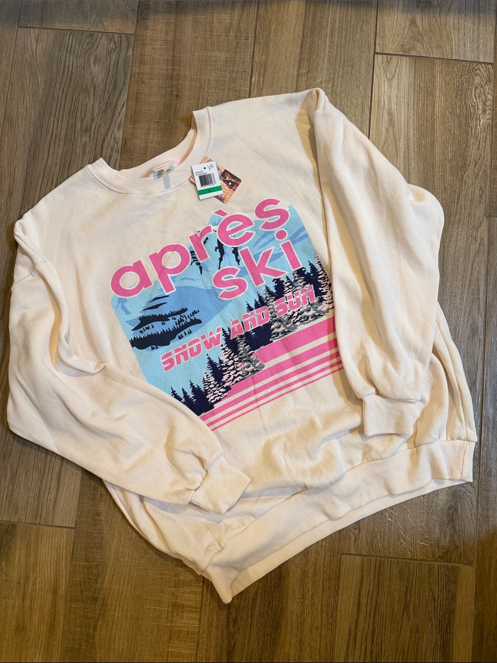 NWT-Selfie Brand - Apres Ski Graphic Sweatshirt in Cream with Pink & Blue Print